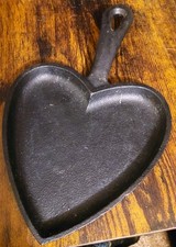 Vintage Heart Shaped Cast Iron Pancake, Omelette Skillet Frying Pan Kitchenalia