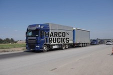 Truck Photo DAF XF Tarpaulin Semi Truck Kyrgyzstan Blue SPACECAB #w2ox