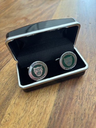 Jaguar land rover silver green - rover,