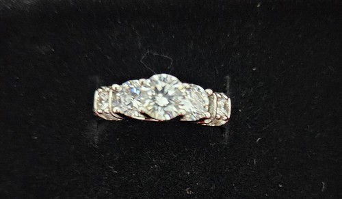 Past present and future ring - past,
