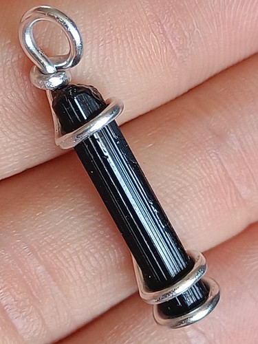Tourmaline pendant natural