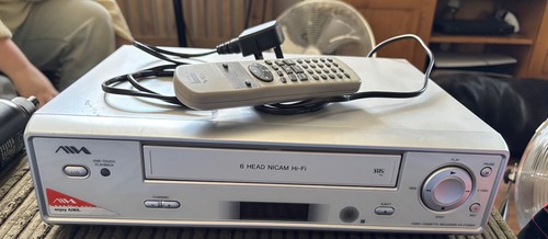 Aiwa video cassette recorder - video,