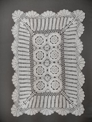 Vtg handmade crochet doily - crochet,