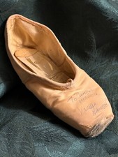 VERY RARE SIGNED VANESSA