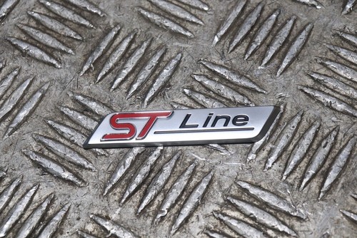 Ford focus mk4 line badge - st-line,