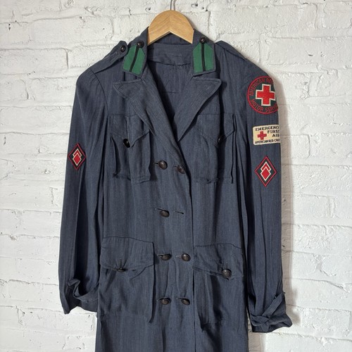 Wwii american red cross motor - red,