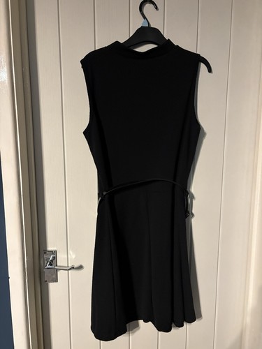 Fit and flare sleeveless - fit,