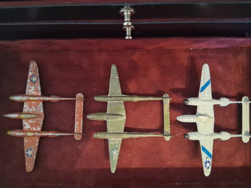 Vintage lockheed 38 - vintage,