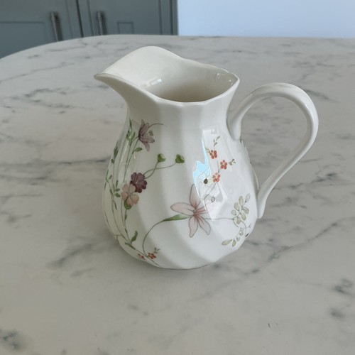 Wedgwood campion fine bone - fine,
