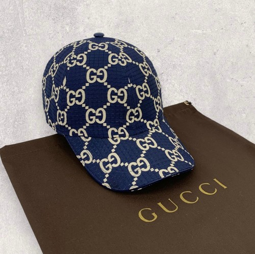 Gucci monogram pattern - gg,