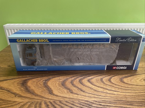 Corgi modern truck - corgi,