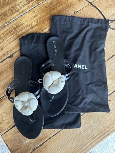 Chanel black white rubber - white,