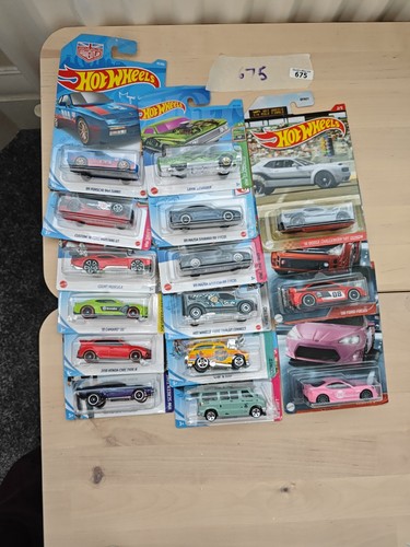 Hot wheels job lot - wheels,