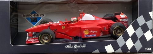 Pauls model art f1 - 1:18,