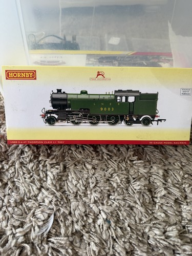 Hornby gauge r2912 lner - hornby,
