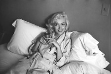 Marilyn Monroe Lying In Bed 4x6 Picture Photo Print