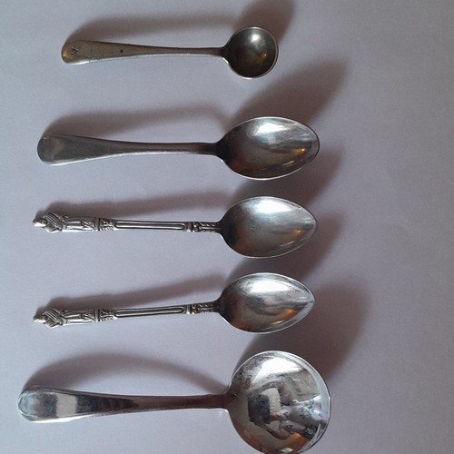 Five vintage spoons made - vintage, from