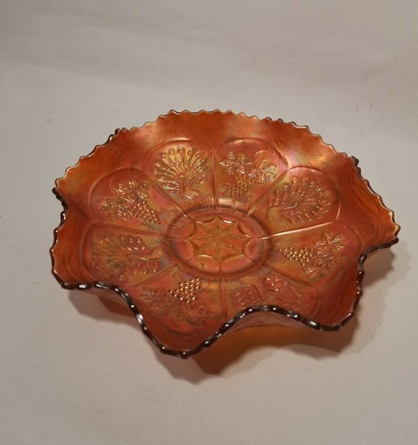 Vintage 1970s fenton carnival - fenton,