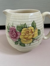 Beswick England Ribbed Beehive