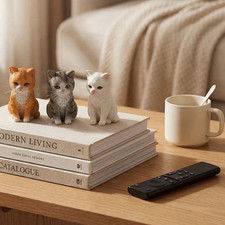 1PC Cartoon Cat Statues