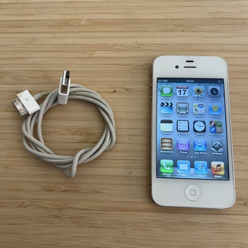 Apple iphone 16gb white - 4,