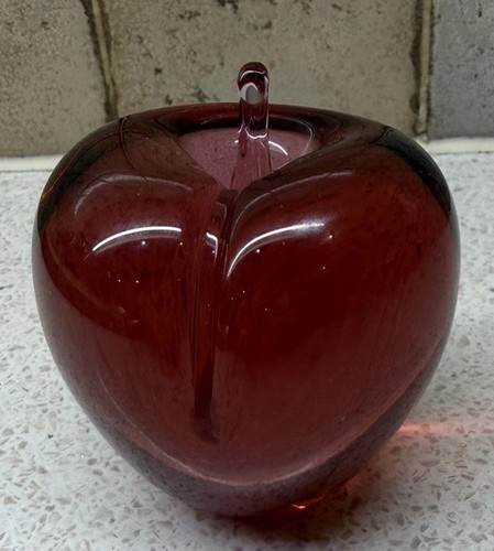 Wedgwood art glass apple - art,