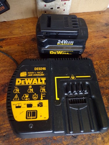 Dewalt battery and - dewalt,