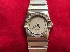 Absolutely Stunning Solid 18ct