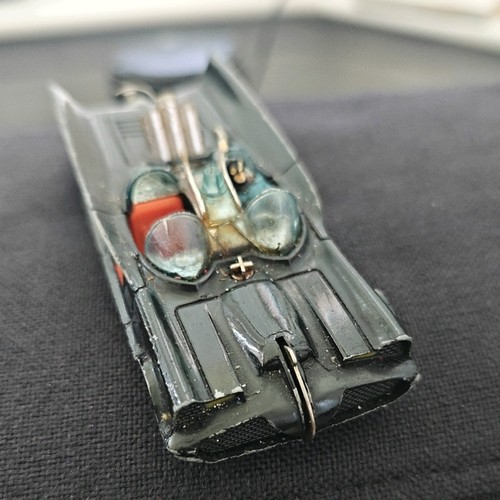 Corgi batmobile 267 - tow, hook