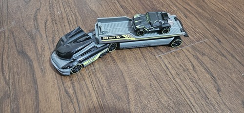 Mega rare hot wheels - rare,