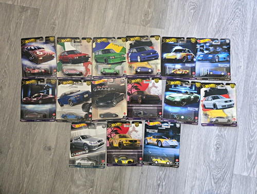 Hot wheels premium car - hot,