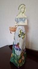 Benaya Porcelain Figurine Lady
