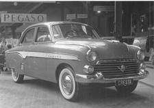 BBC HULTON PICTURE LIBRARY POSTCARD VAUXHALL CRESTA 1956 CONTI SIZE MINT