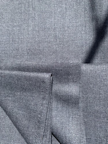 100 fine worsted wool fabric - 100%,