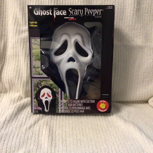 Ghost face scary peeper - scary,