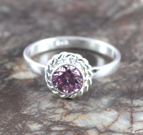 Carat round pink diamond - 1.31,