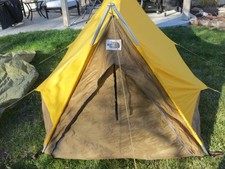 The North Face Vintage 2 person Backpacking Tent ca. 1975  COMPLETE