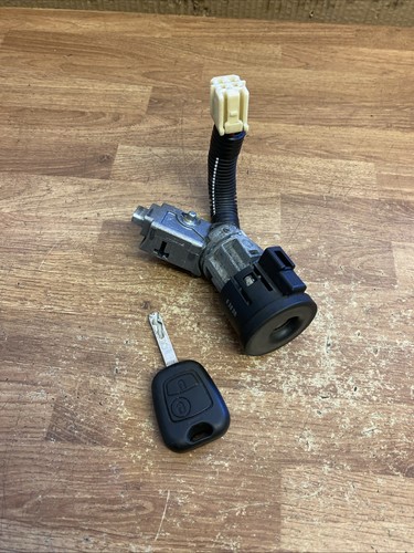 Toyota aygo 2010 - toyota, ignition