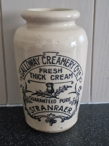 Old stoneware advertising