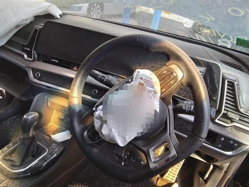 Steering wheel kia sportage - wheel,