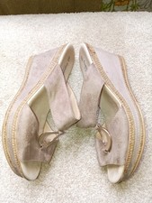 Gc Cushion Walk Flexible Comfort Sz 6 Slip On Wedge Shoes Taupe Colour