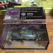 1/24 JADA TOYS HOMIES  HOMIE Rollers/rollerz 1947 CHEVY FLEETLINE IN GREEN