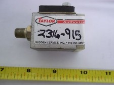 2316-915 Taylor Forklift