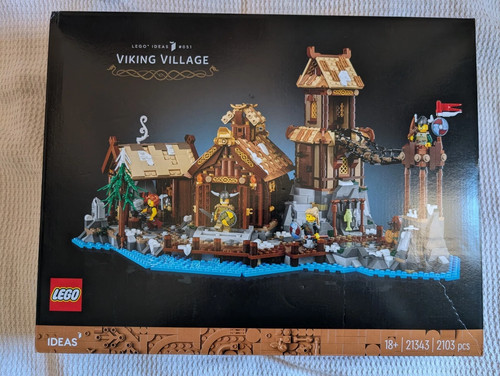 Lego viking village 21343 - viking,
