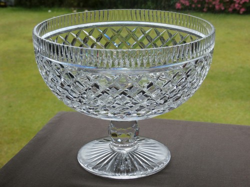Tyrone crystal footed - 9",