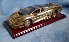 Maisto 1/18 Scale Diecast 22ct