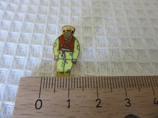 RNLI Sailor pin badge  (# 84)