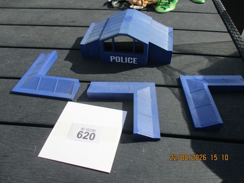 Playmobil police station - , roof