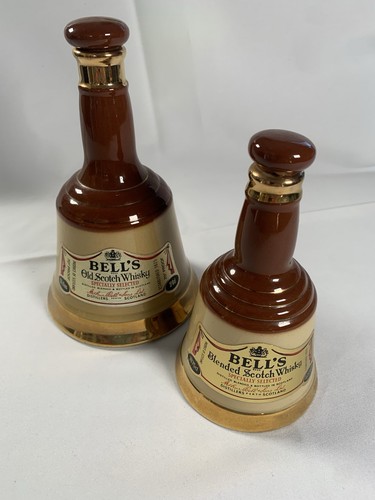 Vintage bell wade whisky - bell’s,