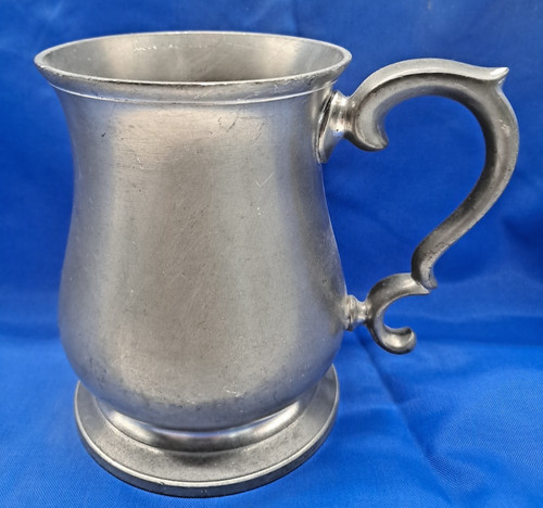 Crown and rose pewter - and,